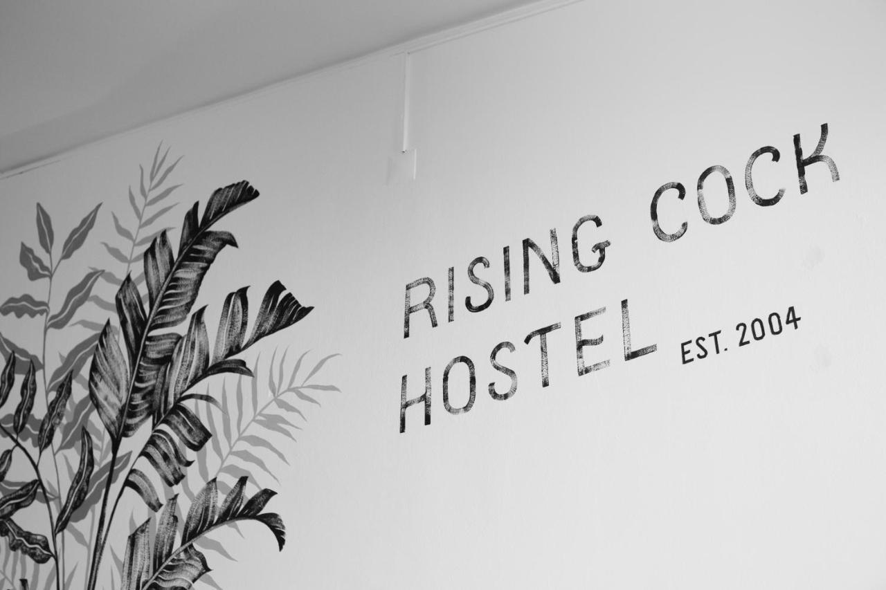 Rising Cock Party Hostel Lagos Exterior photo